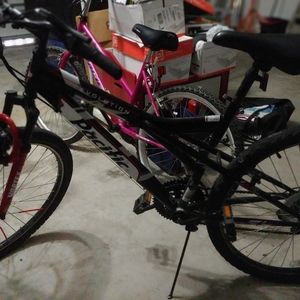 Pacific evolution bike. Will trade for a se bike